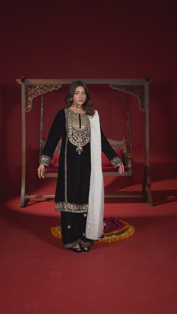 PAkistani Designer Suits